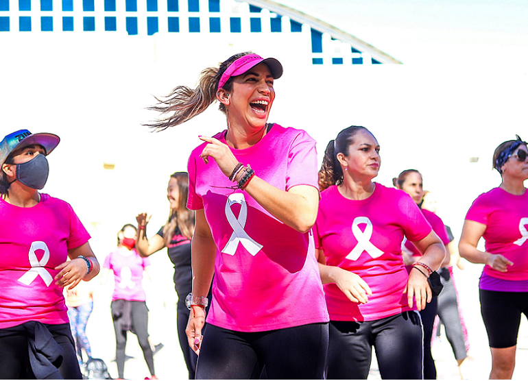 Con activación física fomentan detección oportuna de cáncer de mama